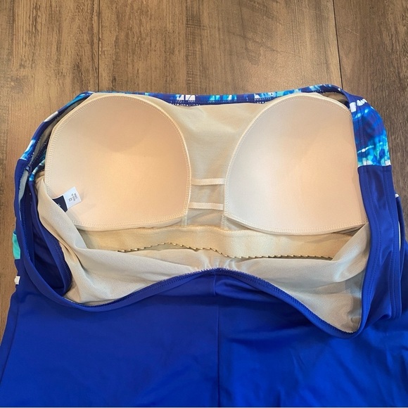 Swimsuits For All • Blue & Aqua One Piece Bathing Suit • Size 22 • EUC - Picture 7 of 8